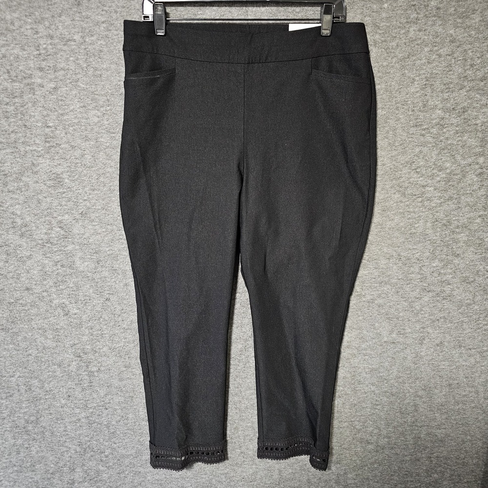 NWT Chicos So Slimming‎ Brigitte Slim Leg Pants Women Size 2 US Size 12 Black